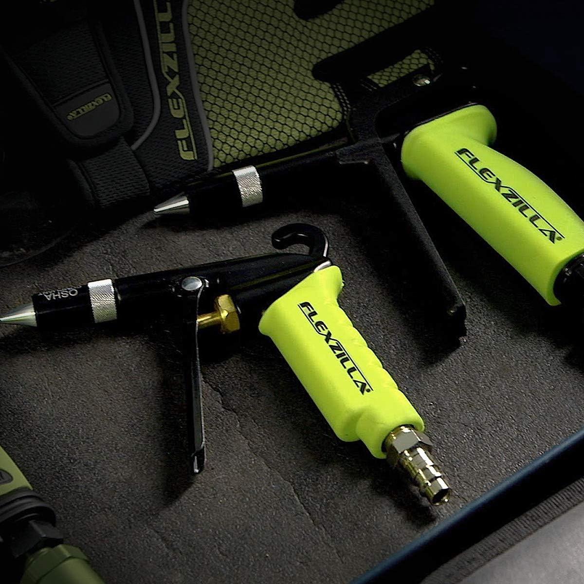 imageFlexzilla AG1200FZKIT Ergonomic 6 Piece Green X3 Blow Gun Kit Regulates Air Volume Ergonomically Superior Gun Body Easy Storage