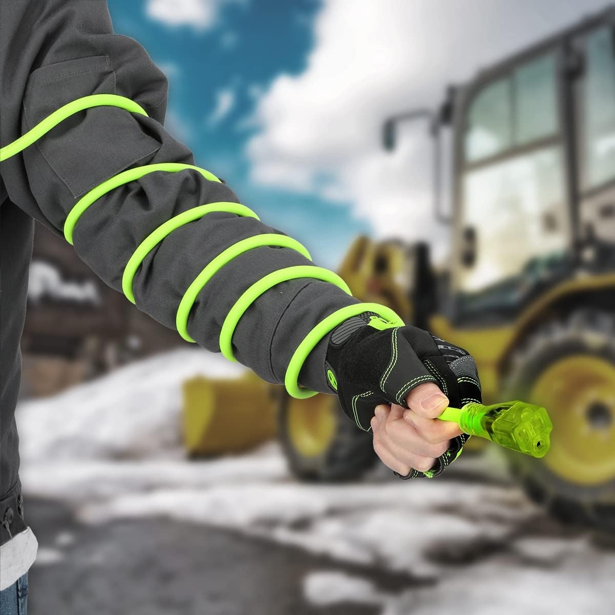 imageFlexzilla Pro Extension Cord 123 AWG SJTW 25 ft Lighted Plug IndoorOutdoor ZillaGreen FZ51282514 Gauge