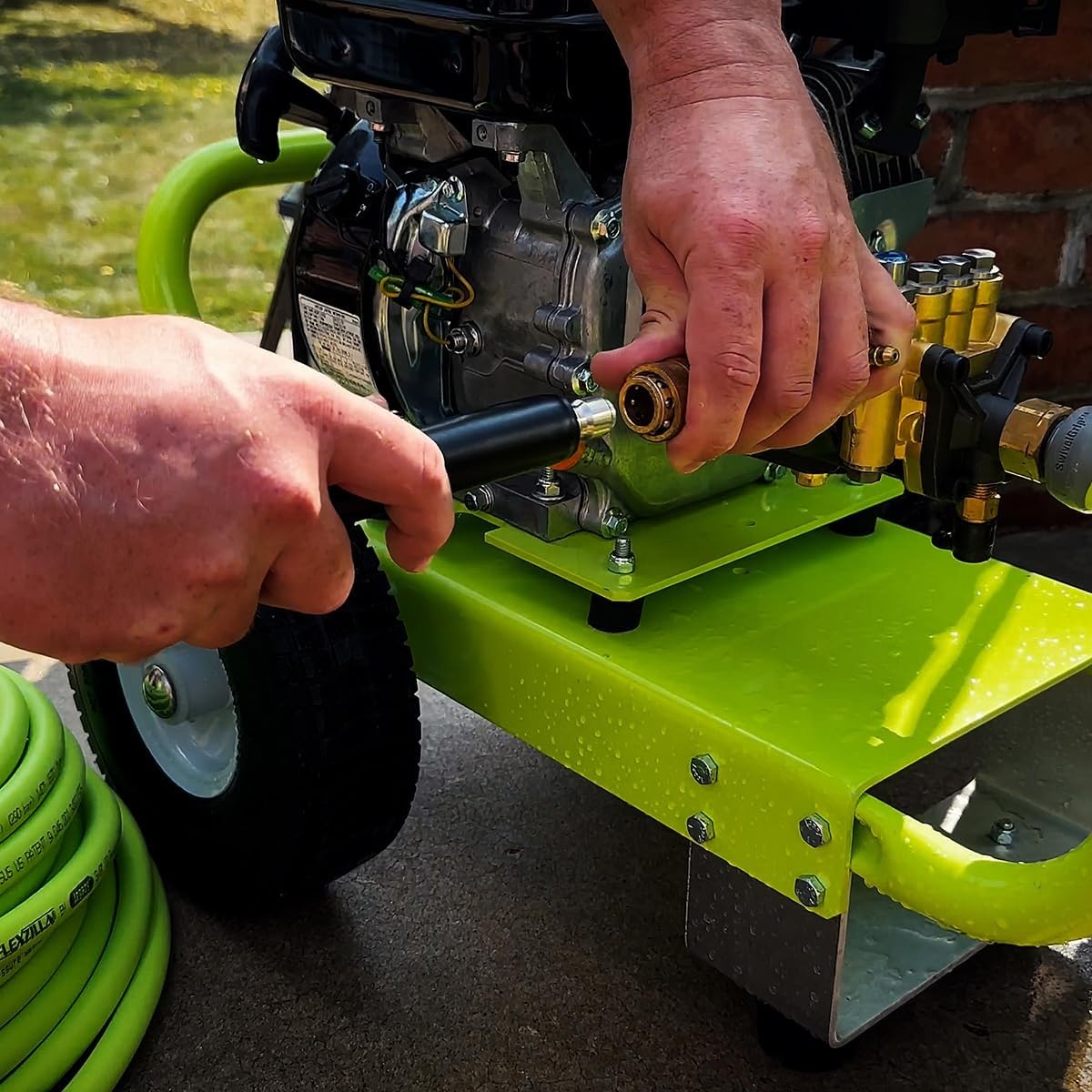 imageFlexzilla HFZPW426100QE 4200 PSI 100 Pressure Washer Hose 38 in x 100 ft ZillaGreen